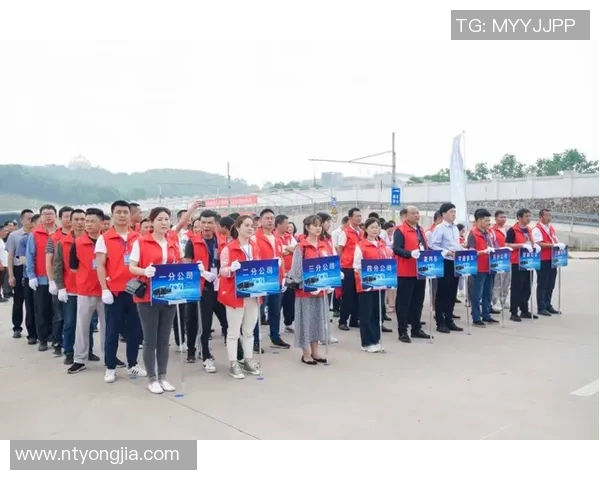 杭州街舞队在滑板精英赛中以60分领先其他队伍争夺冠军